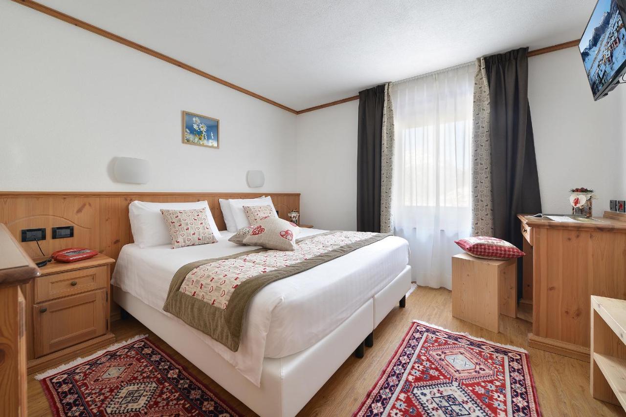 ליביניו Hotel Bucaneve מראה חיצוני תמונה