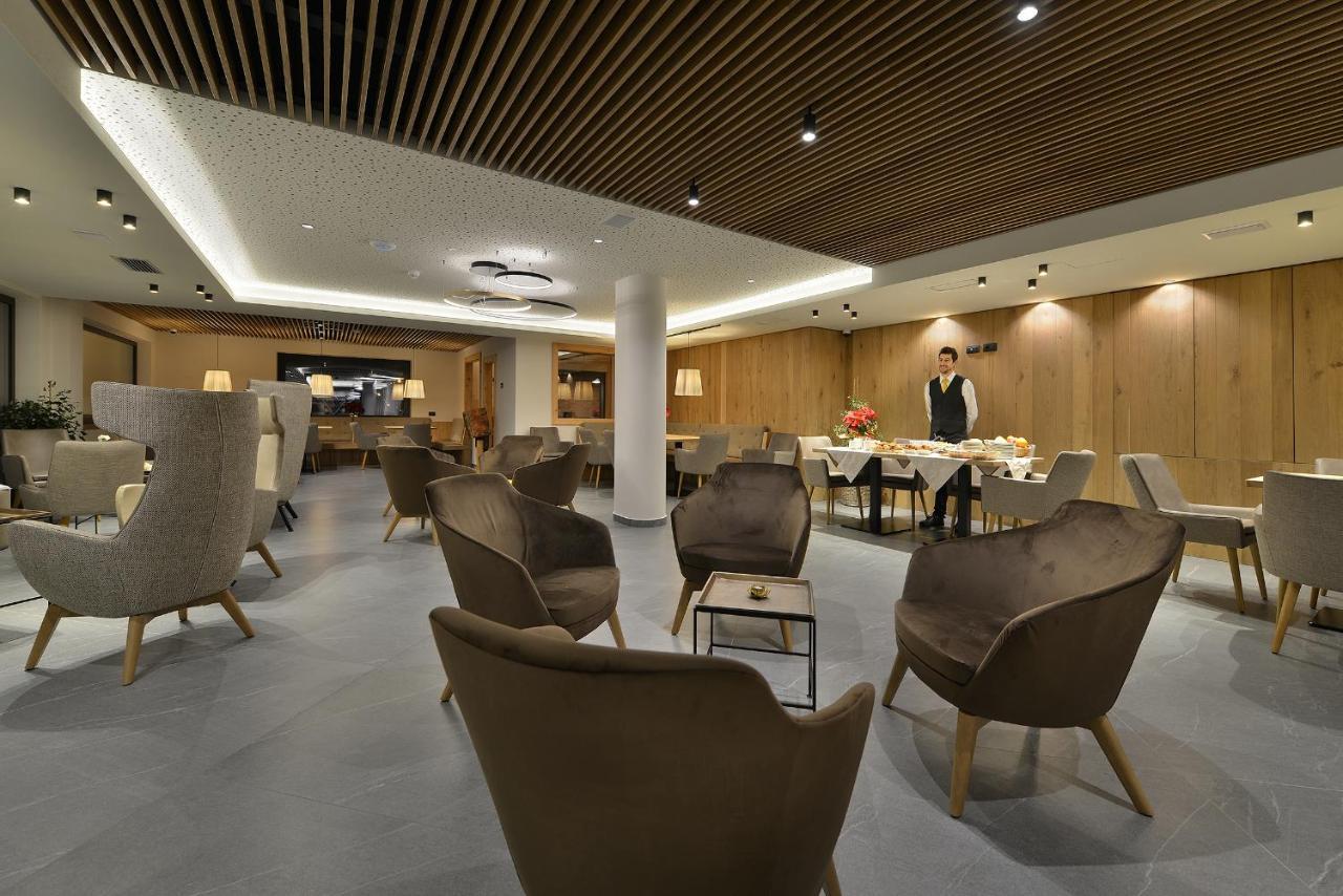 ליביניו Hotel Bucaneve מראה חיצוני תמונה