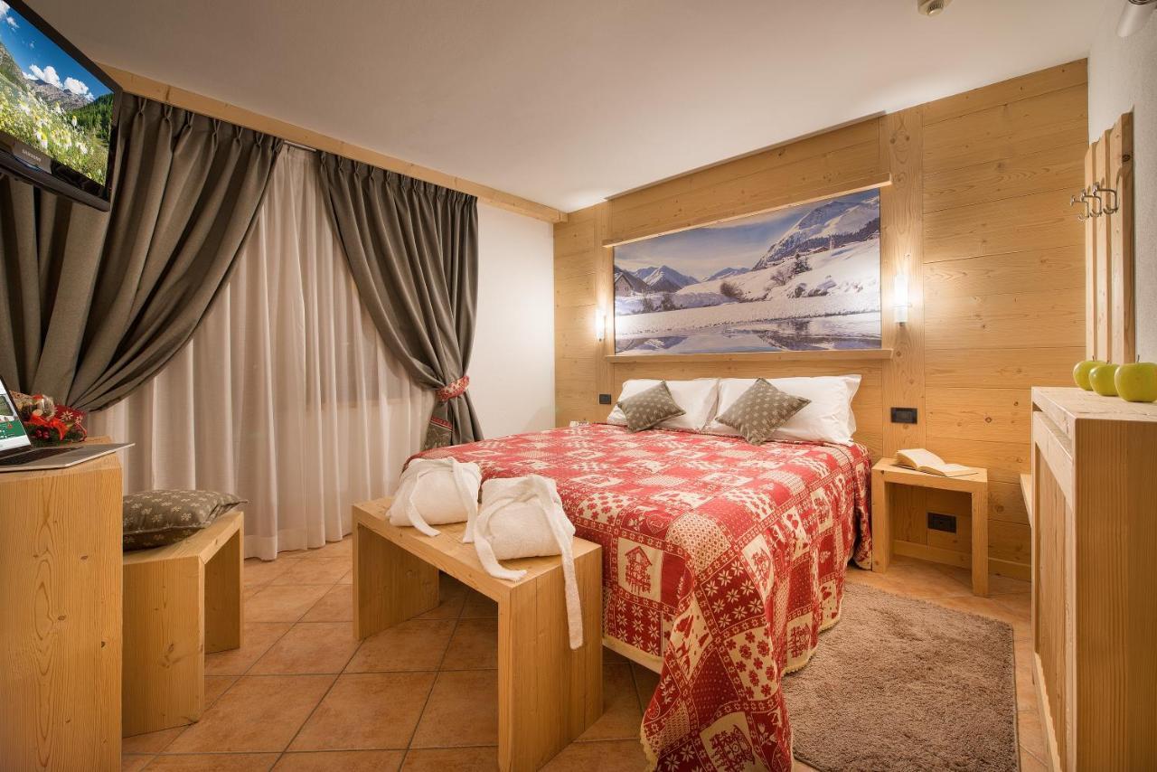 ליביניו Hotel Bucaneve מראה חיצוני תמונה